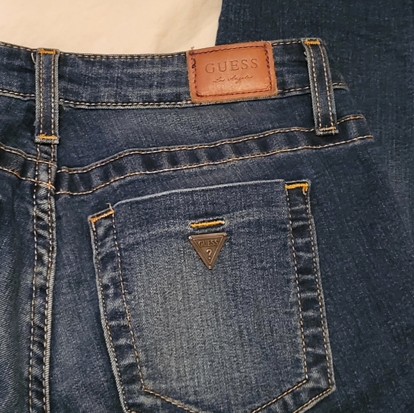 🔥 Host Pick 🔥Guess Jeans - Picture 5 of 8